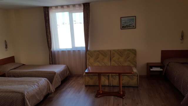 Отель Caprice Family Hotel Варна-16